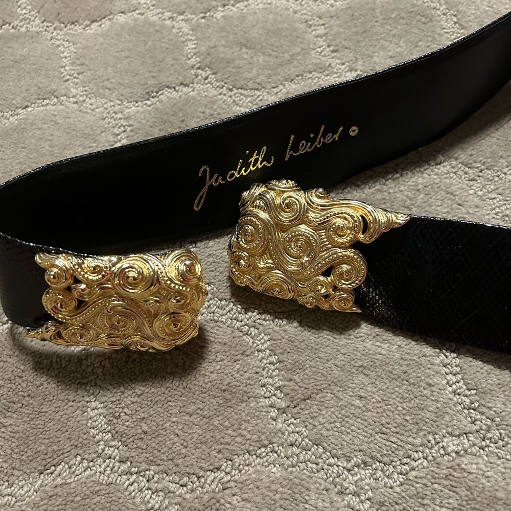 Judith Leiber Black and Gold Belt